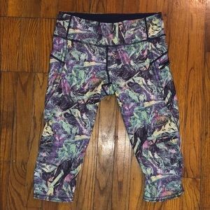 Lululemon Running Capri 8